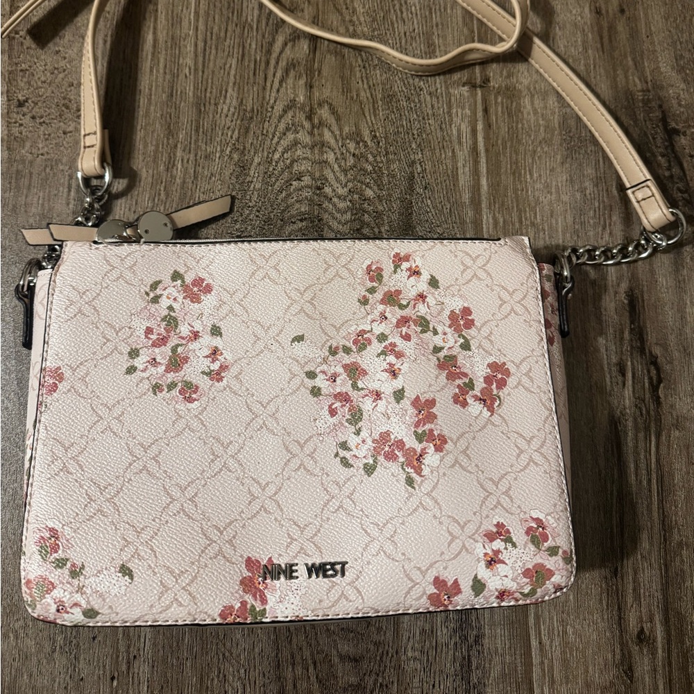 Nine West pink floral crossbody